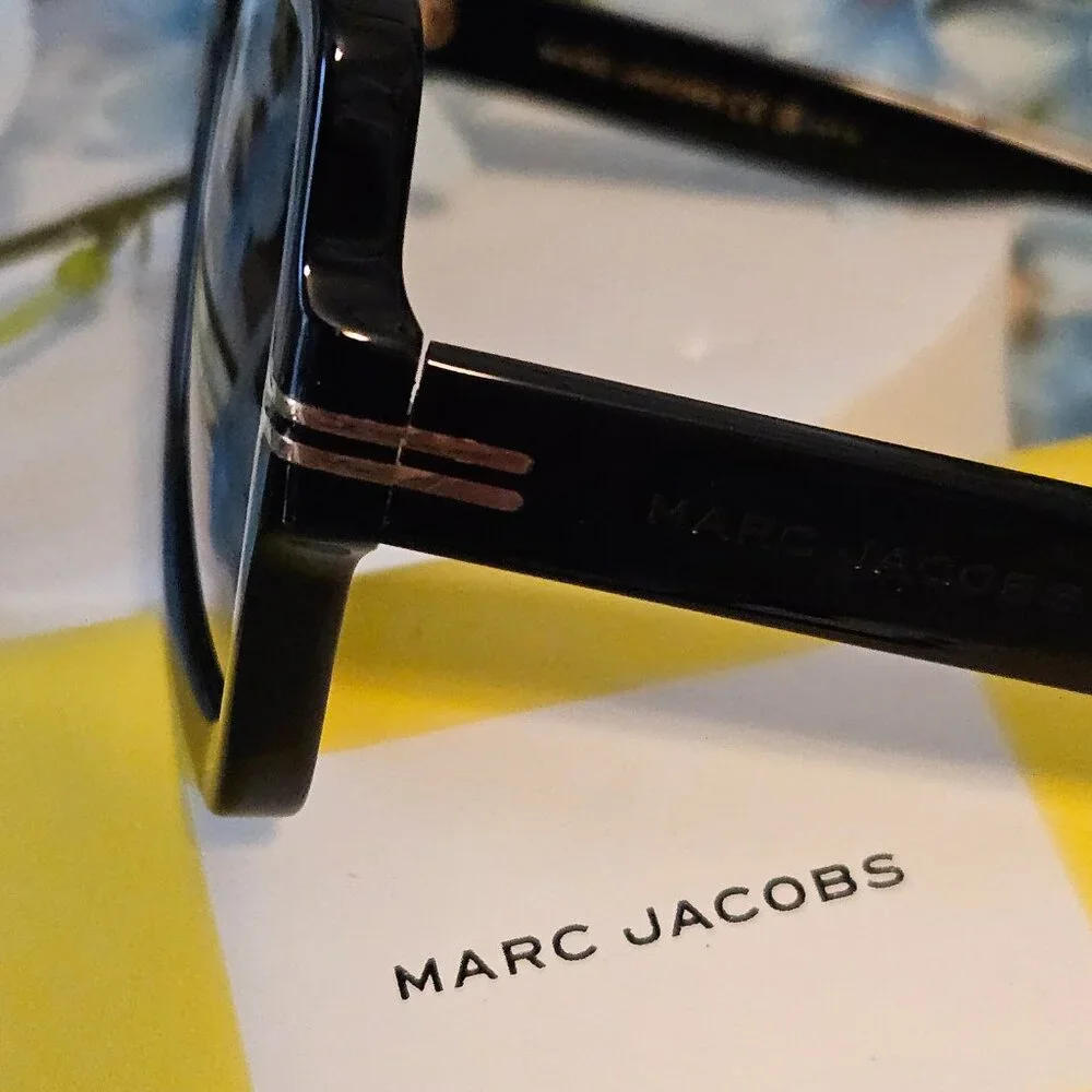 Marc Jacobs Sunglasses - Picture 6 of 10